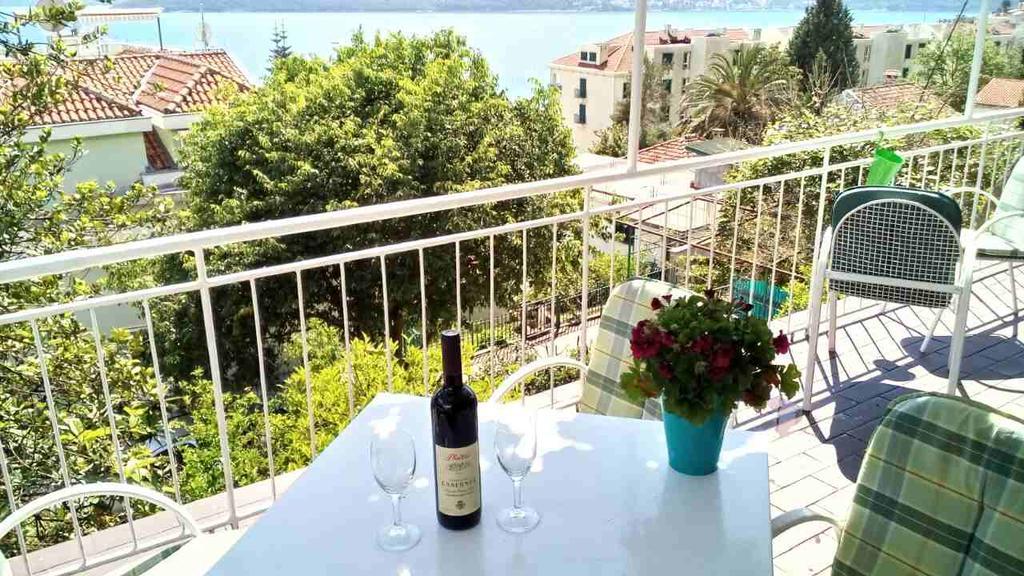 House Orange Apartments Herceg Novi Eksteriør billede